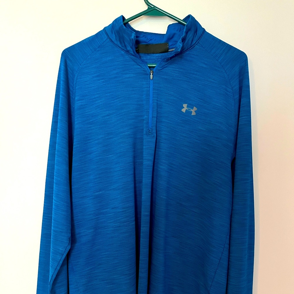Men’s size large 1/4 zip Under Armour pull over